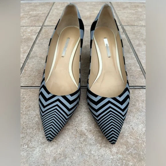 NICHOLAS KIRKWOOD  ZIGZAG PRINT LEATHER PUMPS - Picture 15 of 15